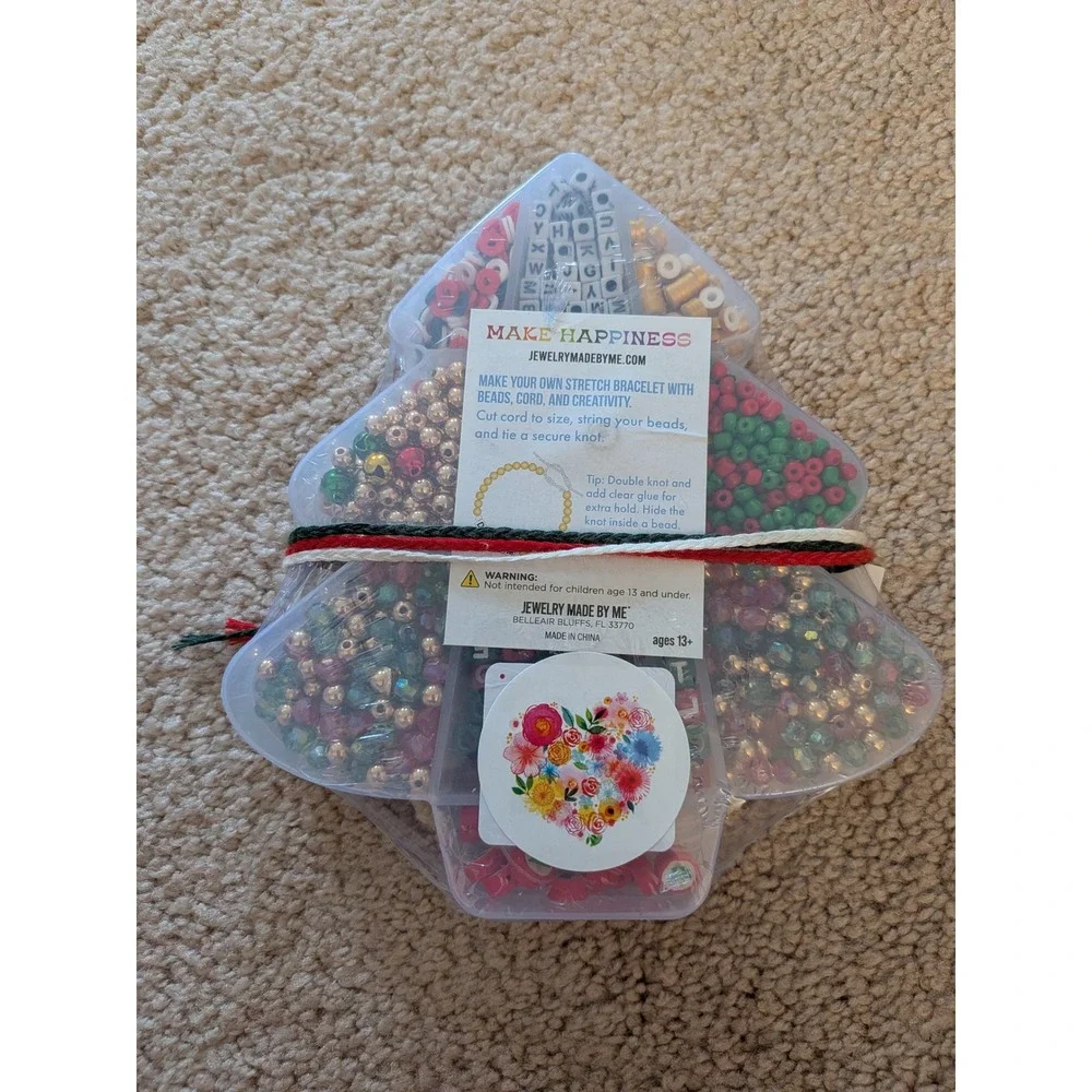 Jewelry Made By Me Christmas DIY Beaded Jewelry Kit Tree Box